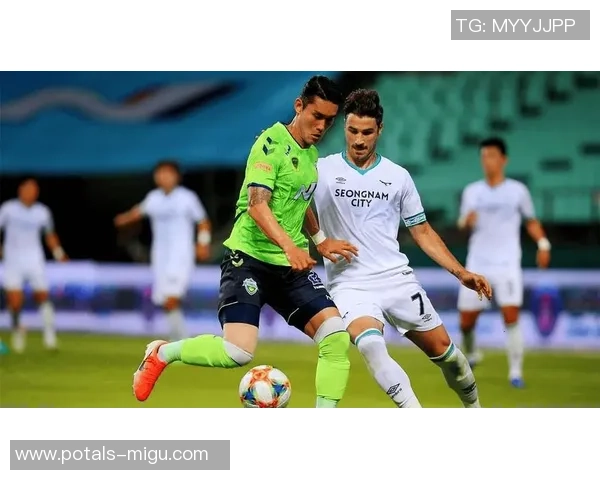 2017年全北现代与首尔FC激战回顾:巅峰对决的精彩瞬间与战术分析 2017年全北现代与首尔FC激战回顾:巅峰对决的精彩瞬间与战术分析