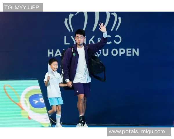 南京网球队的拼搏之路:邀请赛背后的奋斗与荣耀 南京网球队的拼搏之路:邀请赛背后的奋斗与荣耀